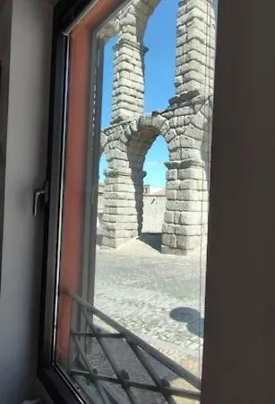 Casa Completa, Jardin Privado Y Garaje Vut 40-0616 Holiday home