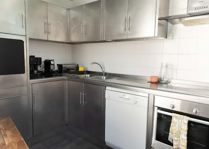 Сasa de vacaciones Casa Completa, Jardín Privado Y Garaje Vut 40-0616 *